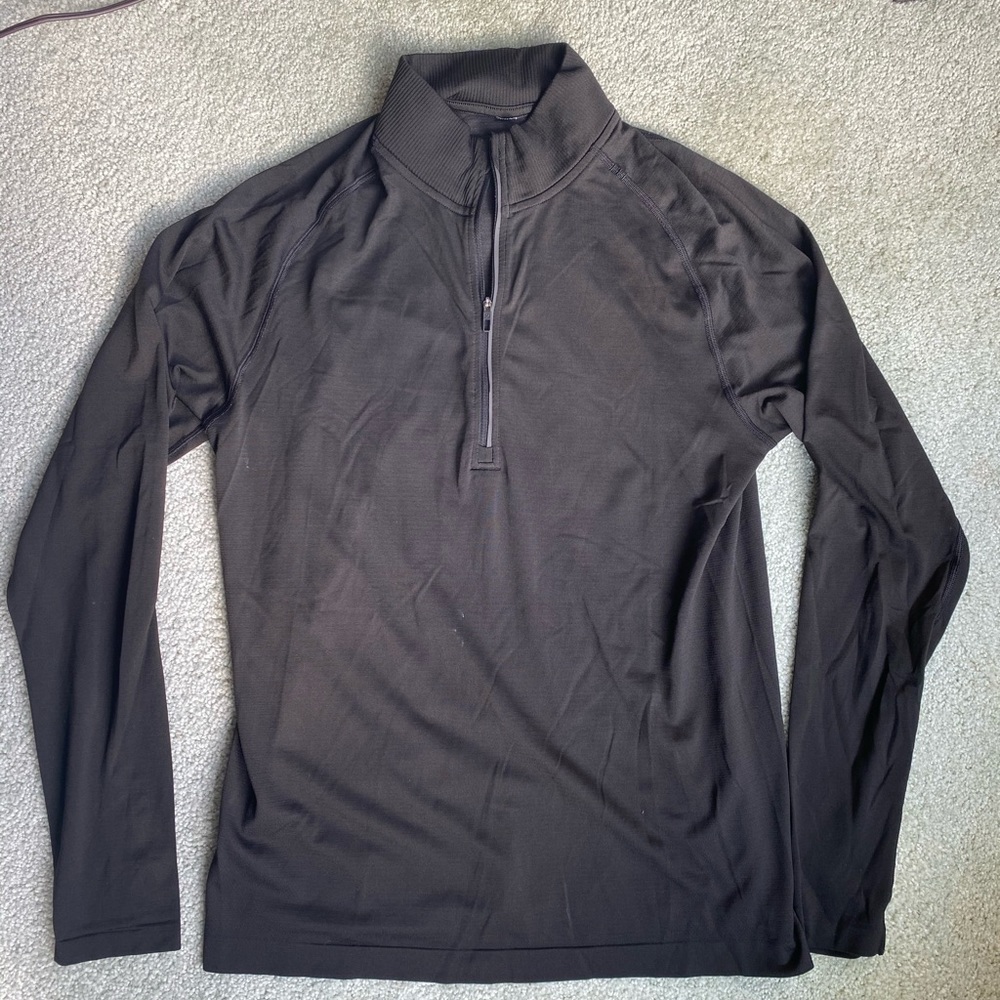 LULULEMON black quarter zip